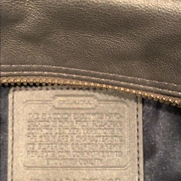 Purse fairly used hand or shoulder - Picture 4 of 9